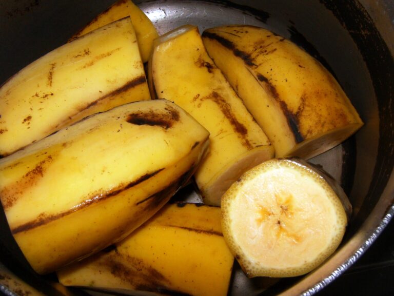 Banana cozida na airfryer